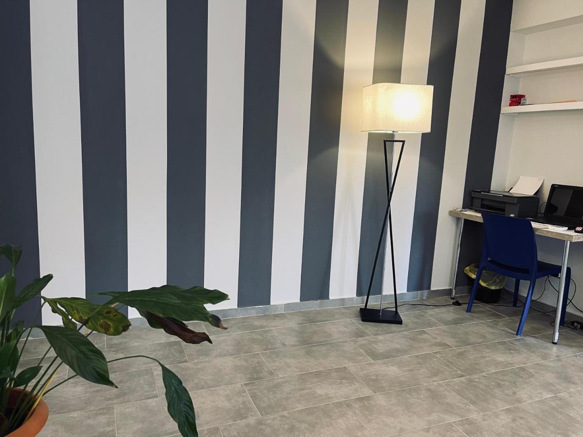 B&B Antichi Cortili Термини-Имерезе Экстерьер фото